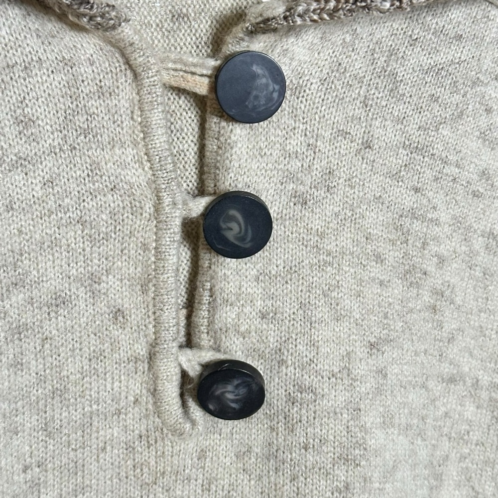 🔴 5 for $40 SALE! 
Cris Barros Tan Baggy PeterPan Collar 3 Button Sweater P/S - Picture 2 of 7